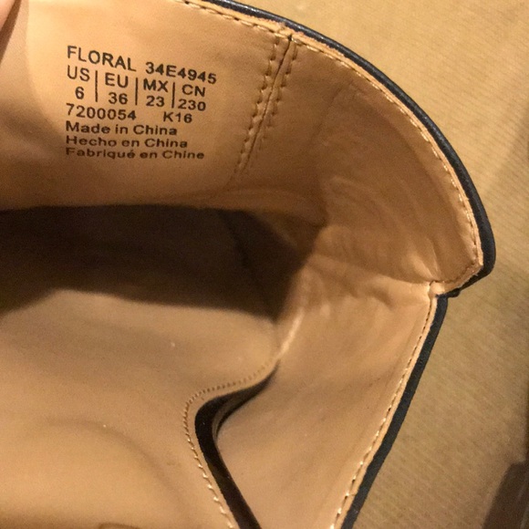 Women CalvinKlein”36” FLORAL flat Mules.Chic/NWT💕 - Picture 6 of 8